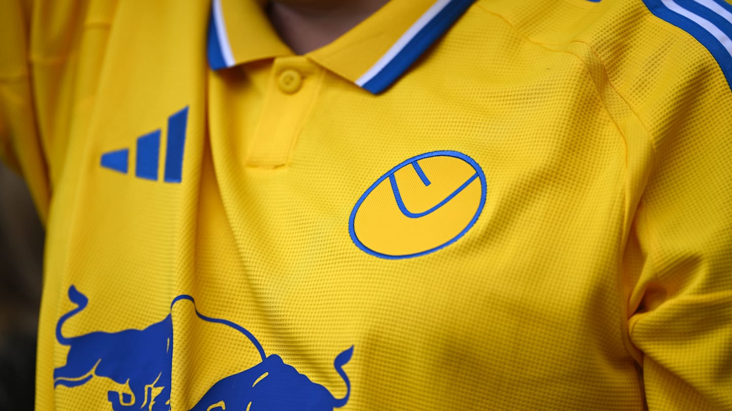 Sky Sports man tips Leeds United to sign Celtic player