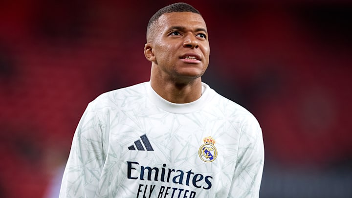 Kylian Mbappé figure dans le groupe du Real Madrid pour le déplacement à Gérone ce samedi soir en Liga.