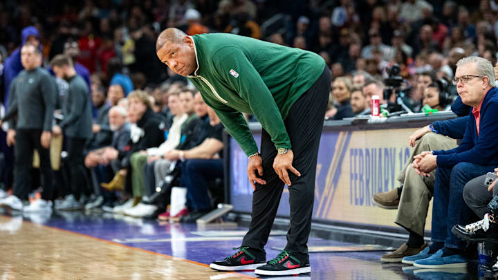 Milwaukee Bucks v Phoenix Suns
