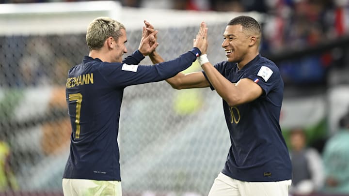 França e Dinamarca se preparam para o duelo mais importante do Grupo D da Copa do Mundo.