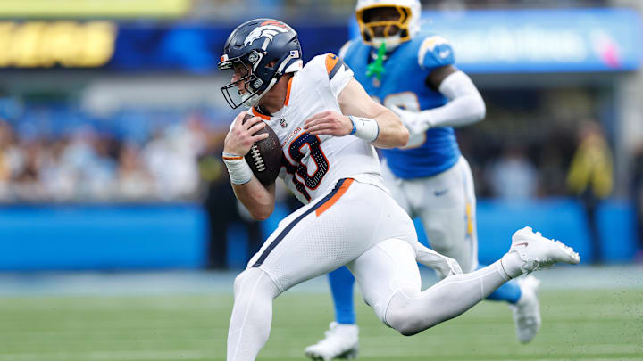 Denver Broncos v Los Angeles Chargers