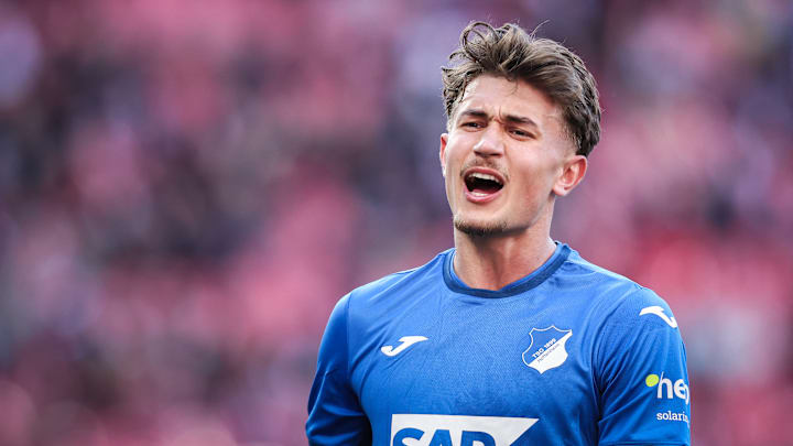 Der FC Bayern will den Transfer von Tom Bischof vorziehen 