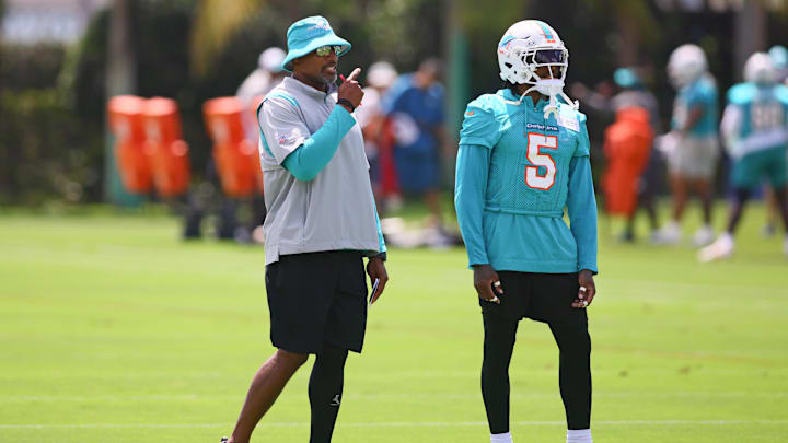 Miami Dolphins defensive coordinator Anthony Weaver talks to cornerback Jalen Ramsey (5) during mandatory minicamp at Baptist Health Training Complex.