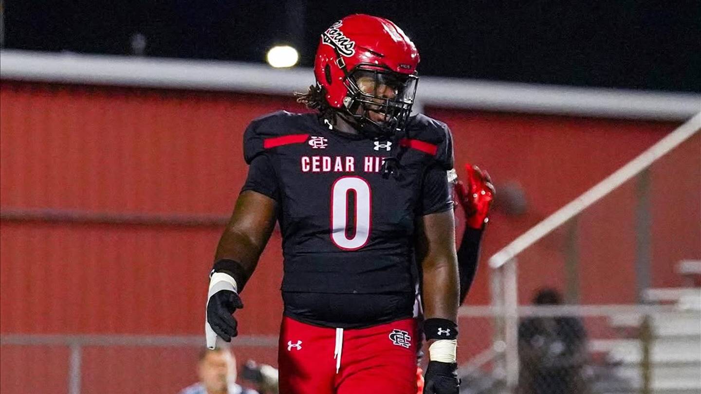 College Football’s No. 1 Overall Prospect Jalen Brewster Announces Major Career Decision