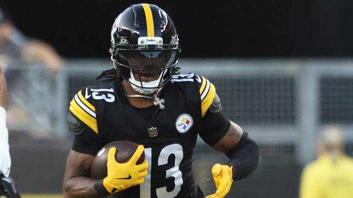 Aug 21, 2026; Pittsburgh, Pennsylvania, USA; Pittsburgh Steelers running back Rico Dowdle (13) runs the ball against the New York Jets during the second quarter at Acrisure Stadium. Aug 21, 2026; Pittsburgh, Pennsylvania, USA; Pittsburgh Steelers running back Rico Dowdle (13) runs the ball against the New York Jets during the second quarter at Acrisure Stadium.