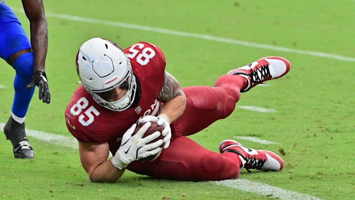 Sep 15, 2024; Glendale, Arizona, USA; Arizona Cardinals tight end Trey McBride (85) recovers a fumble in the end zone for a touchdown in the second half against the Los Angeles Rams at State Farm Stadium. Mandatory Credit: Matt Kartozian-Imagn Images Sep 15, 2024; Glendale, Arizona, USA; Arizona Cardinals tight end Trey McBride (85) recovers a fumble in the end zone for a touchdown in the second half against the Los Angeles Rams at State Farm Stadium. Mandatory Credit: Matt Kartozian-Imagn Images