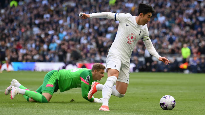 Tottenham Hotspur v Luton Town - Premier League