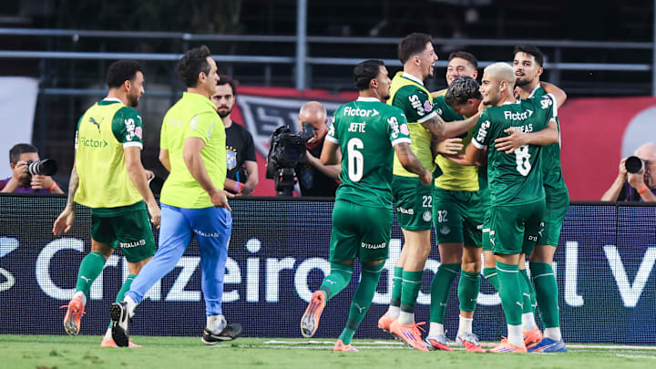 Palmeiras dispara e tem mais de 60% de chances de título no Brasileirão