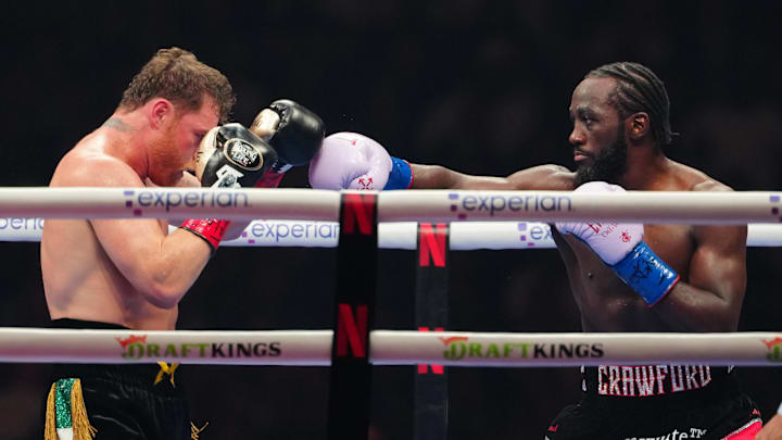 Canelo Alvarez vs Terence Crawford