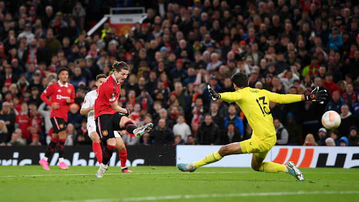 Os Red Devils deixaram escapar a vitória nos minutos finais da partida