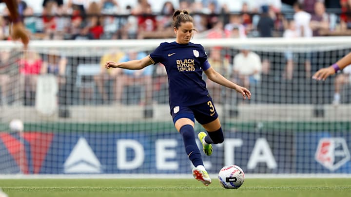 Seattle Reign FC  v Portland Thorns FC