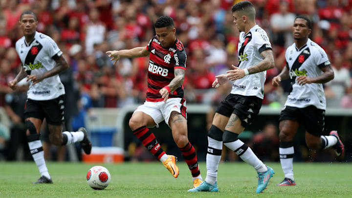 Atleta é cria da base rubro-negra e se destaca a cada jogo