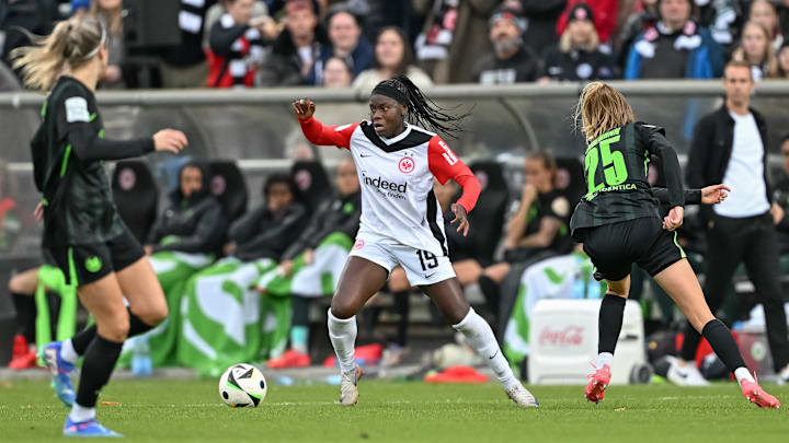 Nicole Anyomi im Zentrum konnte gegen Wolfsburg doppelt treffen. Nicole Anyomi im Zentrum konnte gegen Wolfsburg doppelt treffen.