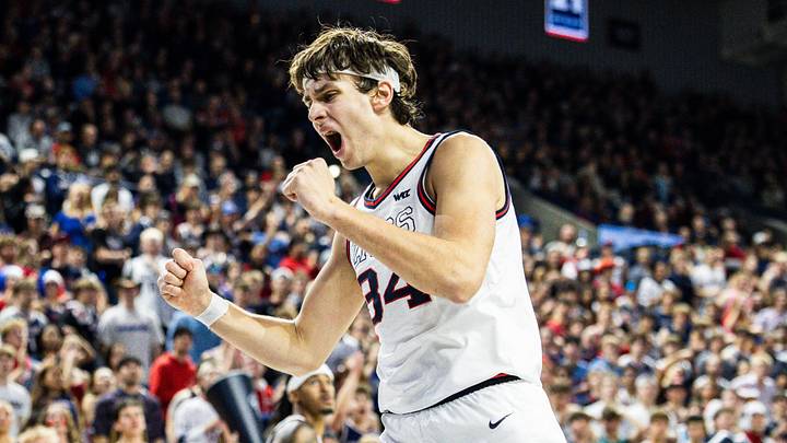 Gonzaga Bulldogs forward Braden Huff (34). Gonzaga Bulldogs forward Braden Huff (34).