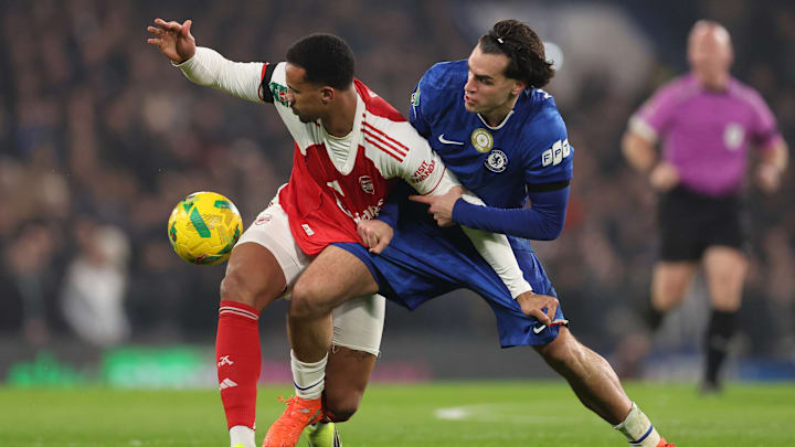 Arsenal e Chelsea se enfrentam pela Copa da Liga Inglesa Arsenal e Chelsea se enfrentam pela Copa da Liga Inglesa