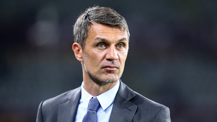 Paolo Maldini et Frederic Masara ont prolongé leurs contrats avec l'AC Milan Paolo Maldini et Frederic Masara ont prolongé leurs contrats avec l'AC Milan