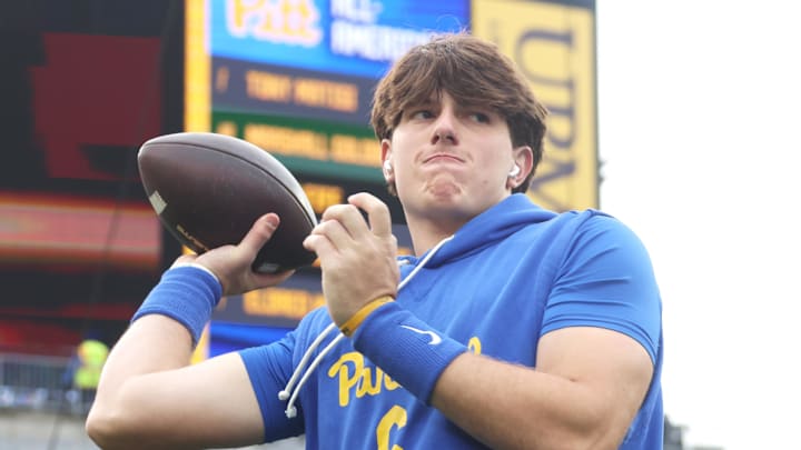 Nov 15, 2025; Pittsburgh, Pennsylvania, USA; Pittsburgh Panthers quarterback Mason Heintschel (6) warms up before the game against the Notre Dame Fighting Irish at Acrisure Stadium. Mandatory Credit: Charles LeClaire-Imagn Images Nov 15, 2025; Pittsburgh, Pennsylvania, USA; Pittsburgh Panthers quarterback Mason Heintschel (6) warms up before the game against the Notre Dame Fighting Irish at Acrisure Stadium. Mandatory Credit: Charles LeClaire-Imagn Images