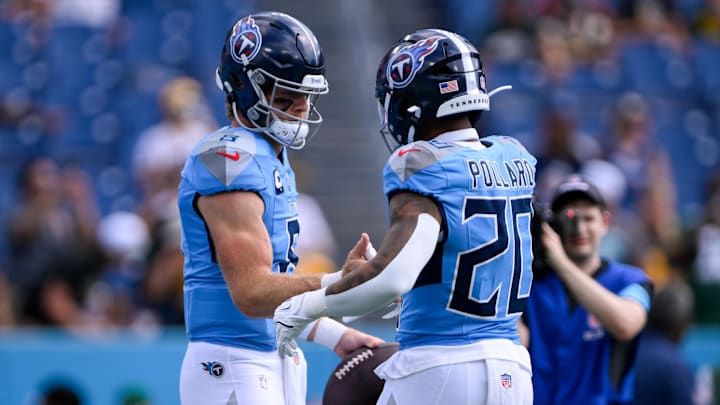 Tennessee Titans quarterback Will Levis (8) and running back Tony Pollard.