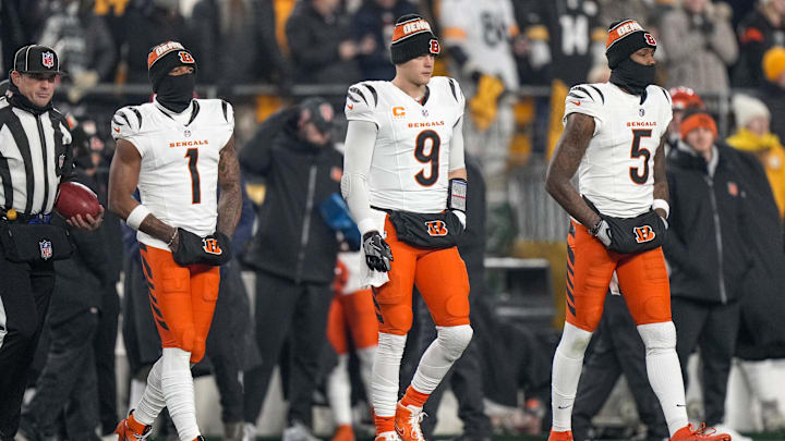 Cincinnati Bengals wide receiver Ja'Marr Chase, quarterback Joe Burrow, and wide receiver Tee Higgins, before a game against the Pittsburgh Steelers.