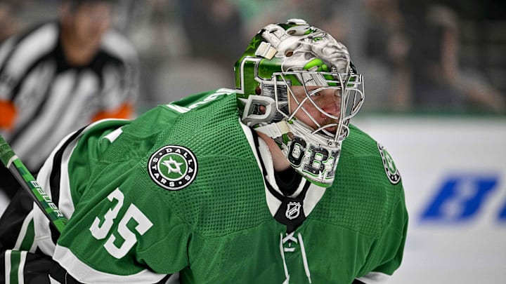 Sep 29, 2022; Dallas, Texas, USA; Dallas Stars goaltender Anton Khudobin (35) in action during the game between the Dallas Stars and the Minnesota Wild at the American Airlines Center. Mandatory Credit: Jerome Miron-Imagn Images