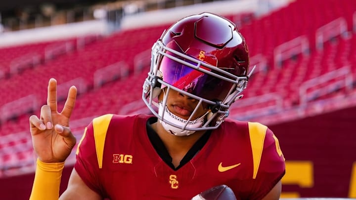 USC Football QB signee Husan Longstreet / Instagram /@thehusanlongstreet, @elite11, @uscfb