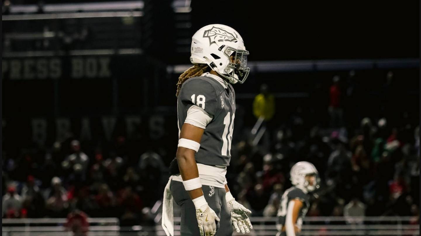 Exclusive: An Inside Look at Dillon Davis' Commitment to Van