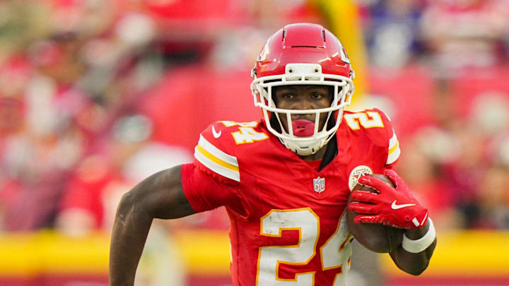 Sep 28, 2025; Kansas City, Missouri, USA; Kansas City Chiefs running back Brashard Smith (24) runs the ball during the second half against the Baltimore Ravens at GEHA Field at Arrowhead Stadium. Mandatory Credit: Jay Biggerstaff-Imagn Images Sep 28, 2025; Kansas City, Missouri, USA; Kansas City Chiefs running back Brashard Smith (24) runs the ball during the second half against the Baltimore Ravens at GEHA Field at Arrowhead Stadium. Mandatory Credit: Jay Biggerstaff-Imagn Images