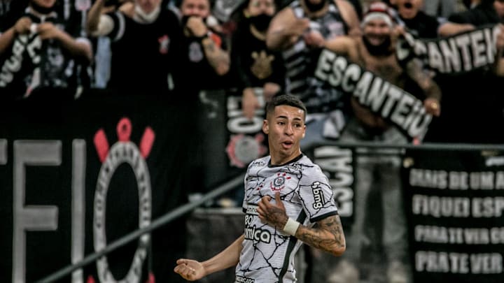 Corinthians venceu o Fluminense por 1 a 0