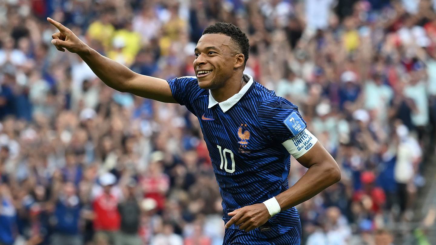 France - Irak (0-3) : Les notes des Bleus, vainqueur avec un nouveau doublé de Mbappé et le premier but de Dembélé