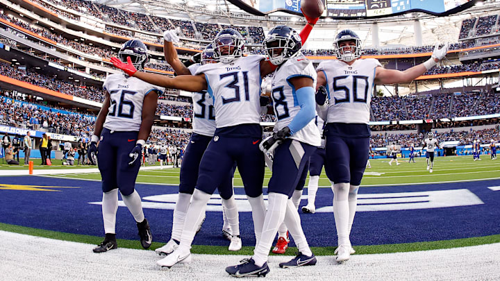 Tennessee Titans v Los Angeles Chargers