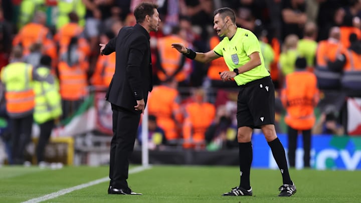 Diego Simeone a été exclu dans les dernières secondes.