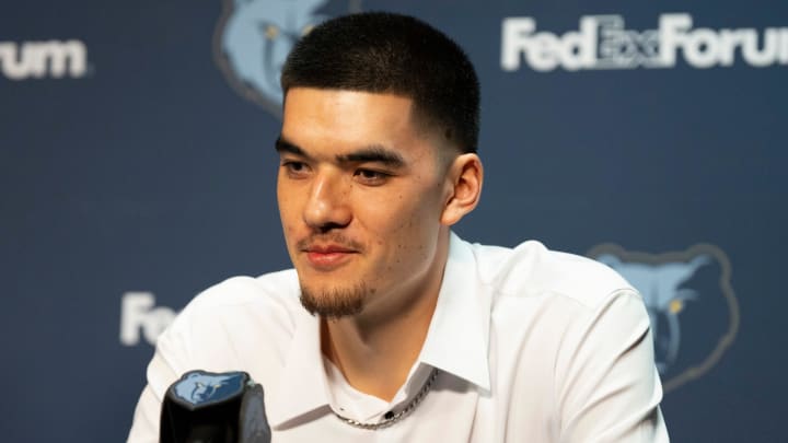 Zach Edey at his first Grizzlies press conference Zach Edey at his first Grizzlies press conference