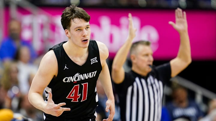 Cincinnati v Kansas