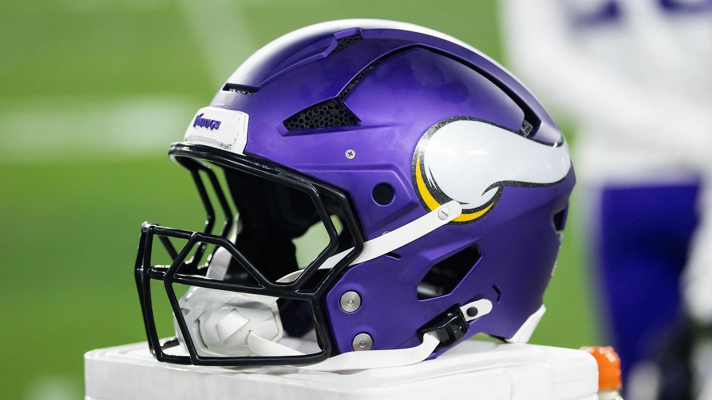 Rob Brzezinski's Vikings future revealed after new GM news