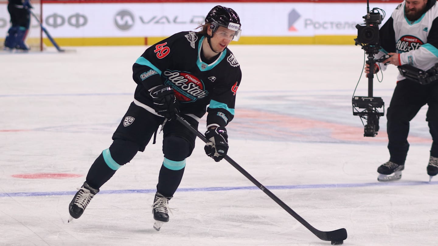Maxim Shabanov will get first crack at the NY Islanders' top line