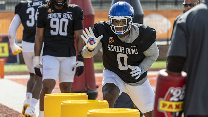 American team defensive lineman Deone Walker of Kentucky works in a drill during Senior Bowl practice.
