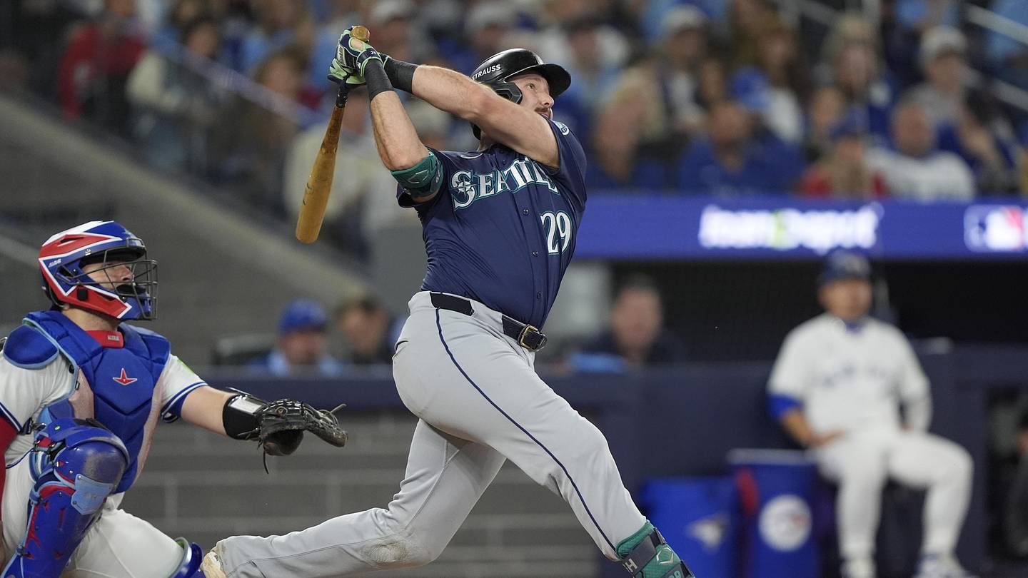 Mariners MVP Candidate Cal Raleigh wins the Silver Slugger Award