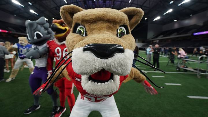 We're so close to the start of the Houston football season... We're so close to the start of the Houston football season...
