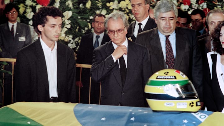 El funeral de Ayrton Senna estuvo plagado de estrellas deportivas y artistas 