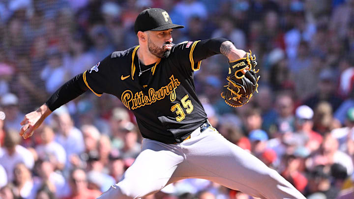 Aug 31, 2025; Boston, Massachusetts, USA; Pittsburgh Pirates relief pitcher Colin Holderman (35) pitches against the Boston Red Sox during the sixth inning at Fenway Park. Mandatory Credit: Eric Canha-Imagn Images Aug 31, 2025; Boston, Massachusetts, USA; Pittsburgh Pirates relief pitcher Colin Holderman (35) pitches against the Boston Red Sox during the sixth inning at Fenway Park. Mandatory Credit: Eric Canha-Imagn Images
