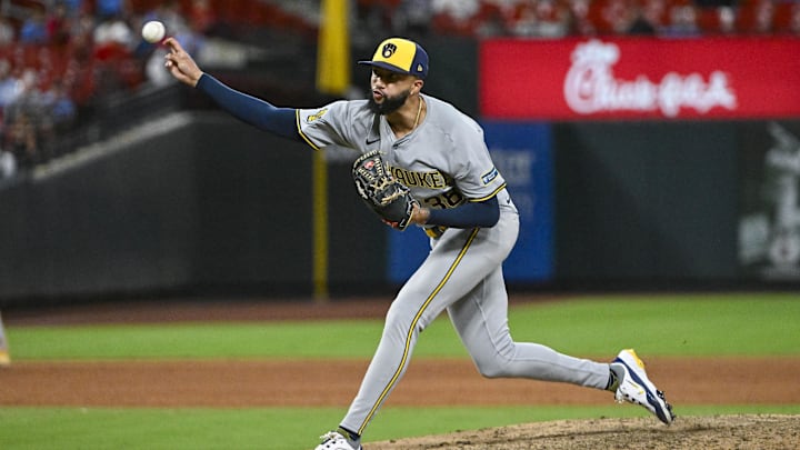 Aug 20, 2024; St. Louis, Missouri, USA; Milwaukee Brewers relief pitcher Devin Williams (38) pitches against the St. Louis Cardinals during the ninth inning at Busch Stadium. Mandatory Credit: Jeff Curry-Imagn Images Aug 20, 2024; St. Louis, Missouri, USA; Milwaukee Brewers relief pitcher Devin Williams (38) pitches against the St. Louis Cardinals during the ninth inning at Busch Stadium. Mandatory Credit: Jeff Curry-Imagn Images