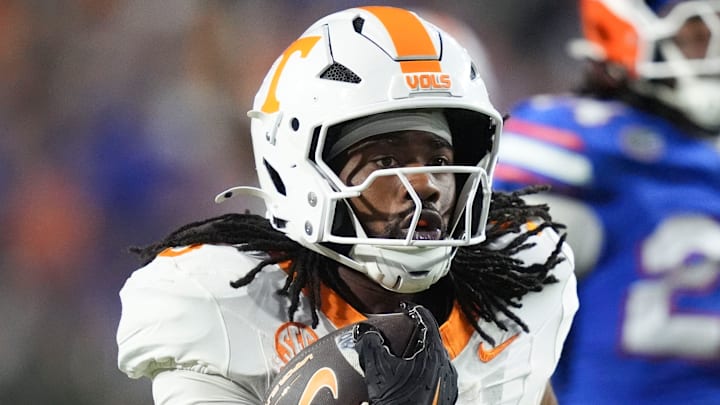 Tennessee running back Star Thomas (9) runs toward the end zone during a college football game between Tennessee and Florida at Ben Hill Griffin Stadium in Gainesville, Florida., on Nov. 22, 2025.