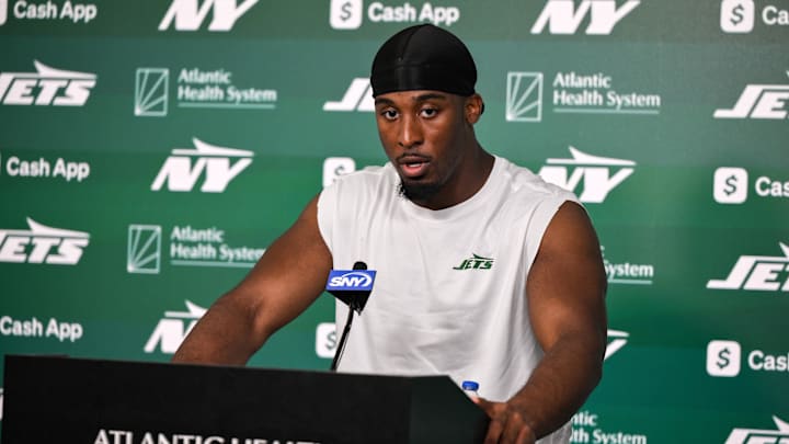 Jun 11, 2025; Florham Park, NY, USA; New York Jets running back Breece Hall (20) speaks at a press conference during minicamp at Atlantic Health Jets Training Center. Mandatory Credit: John Jones-Imagn Images Jun 11, 2025; Florham Park, NY, USA; New York Jets running back Breece Hall (20) speaks at a press conference during minicamp at Atlantic Health Jets Training Center. Mandatory Credit: John Jones-Imagn Images