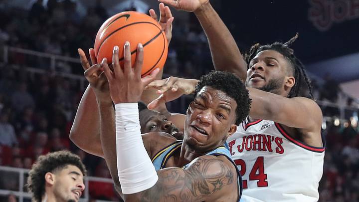 Quinnipiac transfer forward Amarri Monroe, the MAAC player of the year two seasons ago, has committed to Syracuse basketball.
