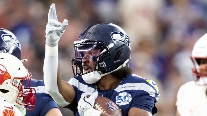 Sep 25, 2025; Glendale, Arizona, USA; Seattle Seahawks wide receiver Tory Horton (15) against the Arizona Cardinals at State Farm Stadium.