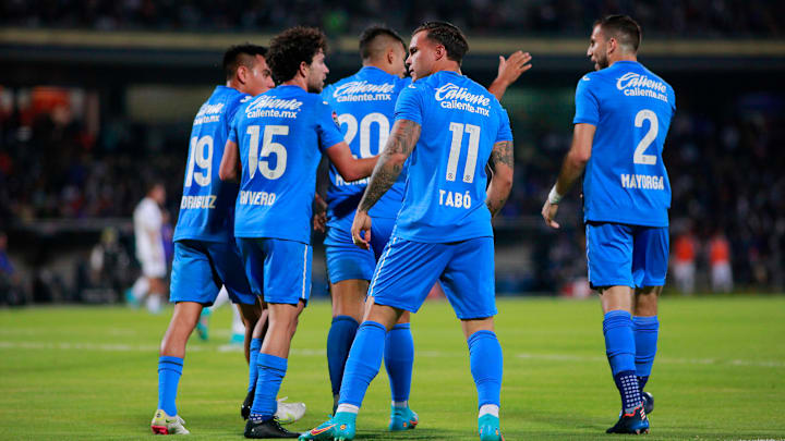 Jugadores de Cruz Azul celebran un gol. Jugadores de Cruz Azul celebran un gol.