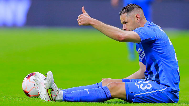 El paraguayo Pablo Aguilar es el pilar defensivo de Cruz Azul.