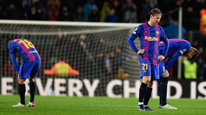 Enttäuschte Gesichter bei den Barça-Profis nach dem 0:0 zuhause gegen Benfica