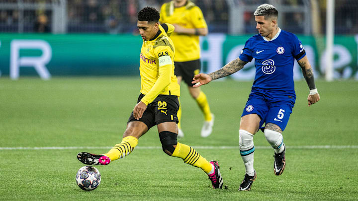 Borussia Dortmund e Chelsea decidem uma das vagas nas quartas de final