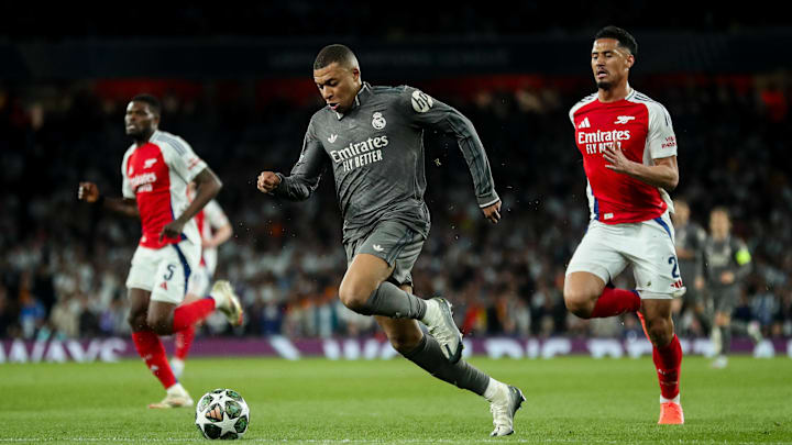 Kylian Mbappé (center) must lead Real Madrid's comeback against Arsenal.